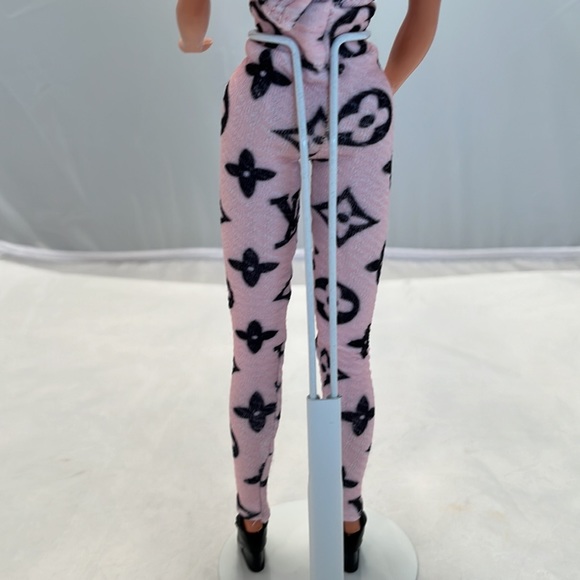 Mattel Couture Barbie 1966 - Picture 8 of 10